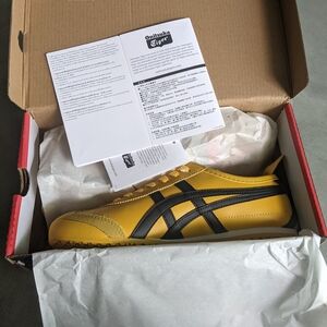 Onitsuka Tiger by Asics Men's Yellow and Black Shoes